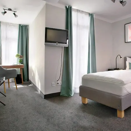 Rotkreuzplatz Hotel Munich