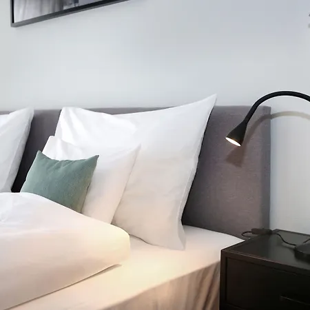 Rotkreuzplatz Hotel München