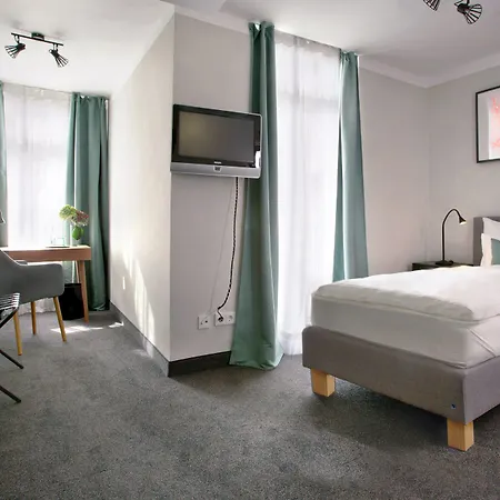 Rotkreuzplatz Hotel Munich